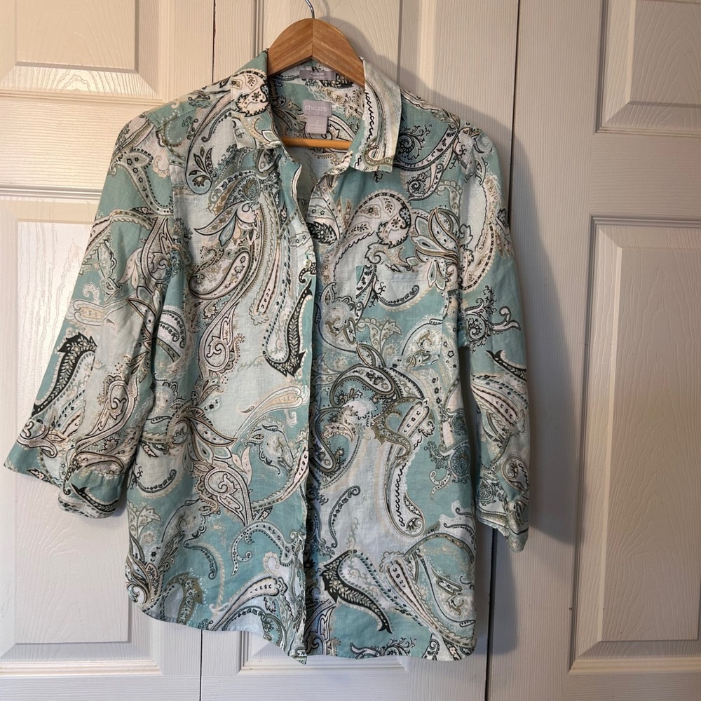 Chico's Size 2 Women's‎ Linen Paisley Buton Up Shirt.